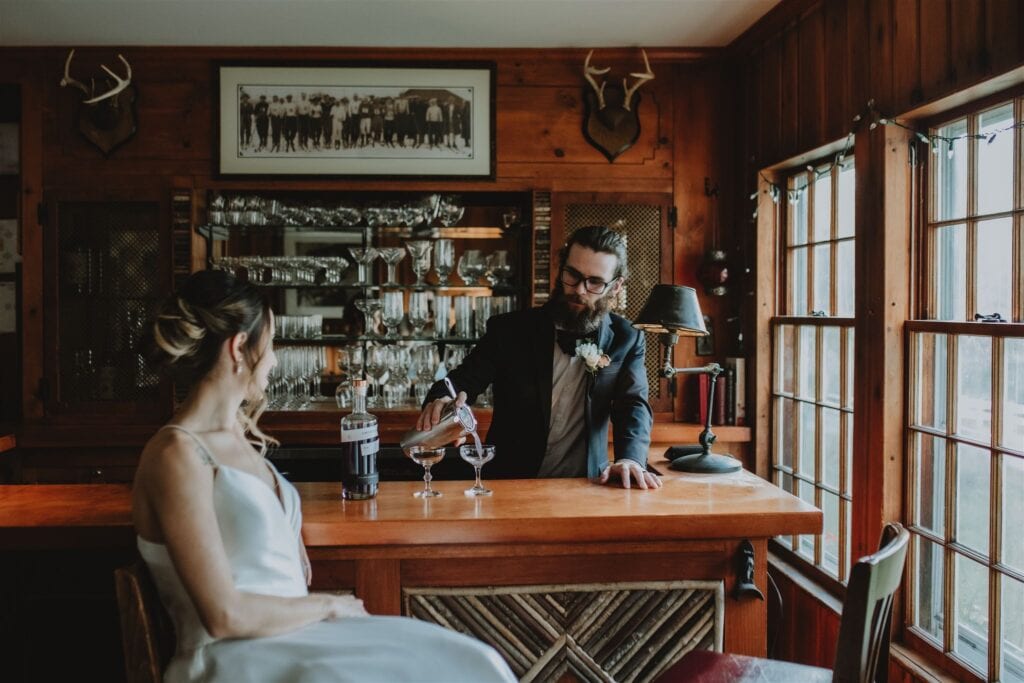 Couple-at-Bar-Wedding-Cocktail-Hour